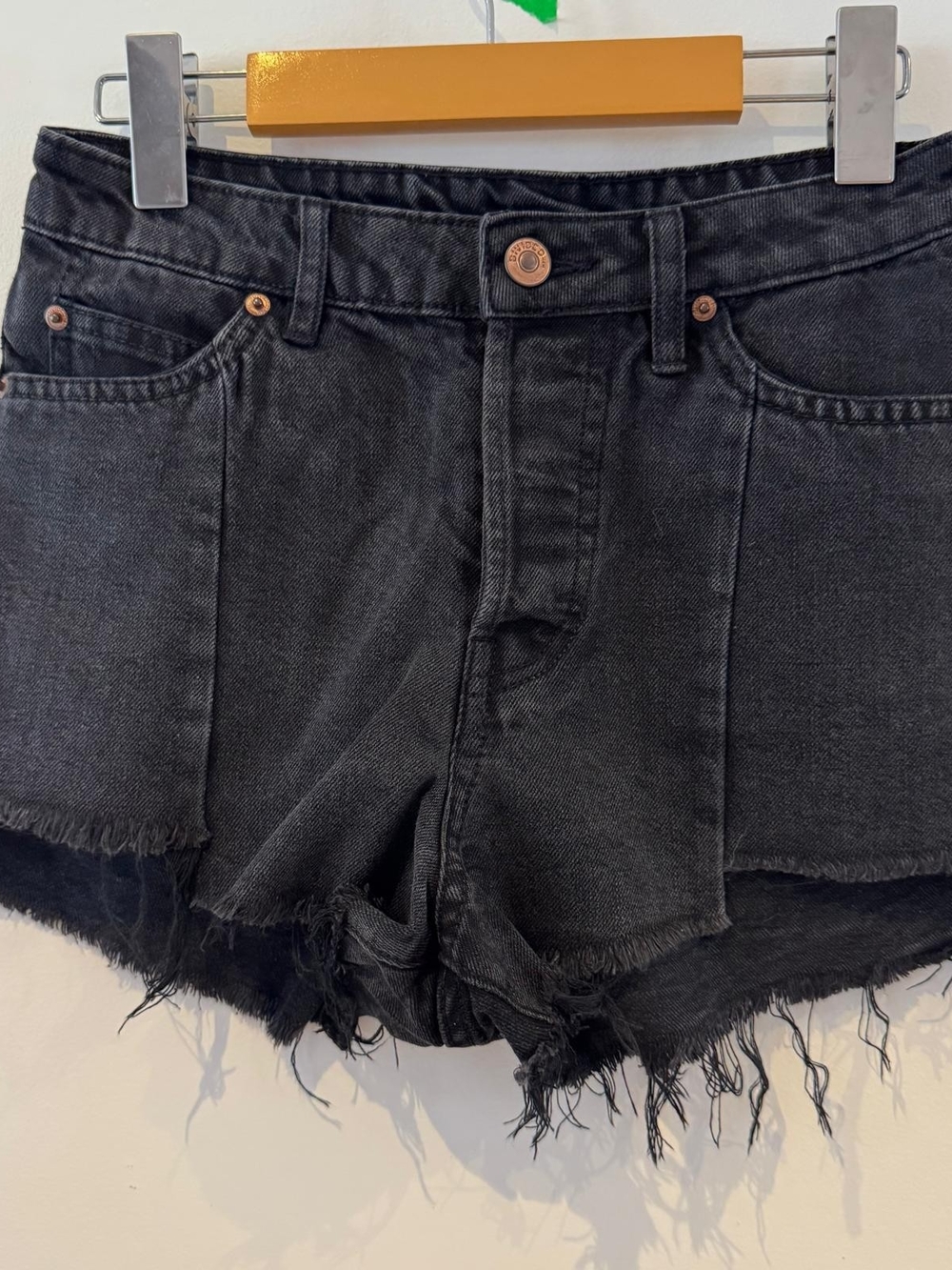 ​H&M Divided Grunge Edgy Frayed Panel Denim Cutoff Shorts Black 6